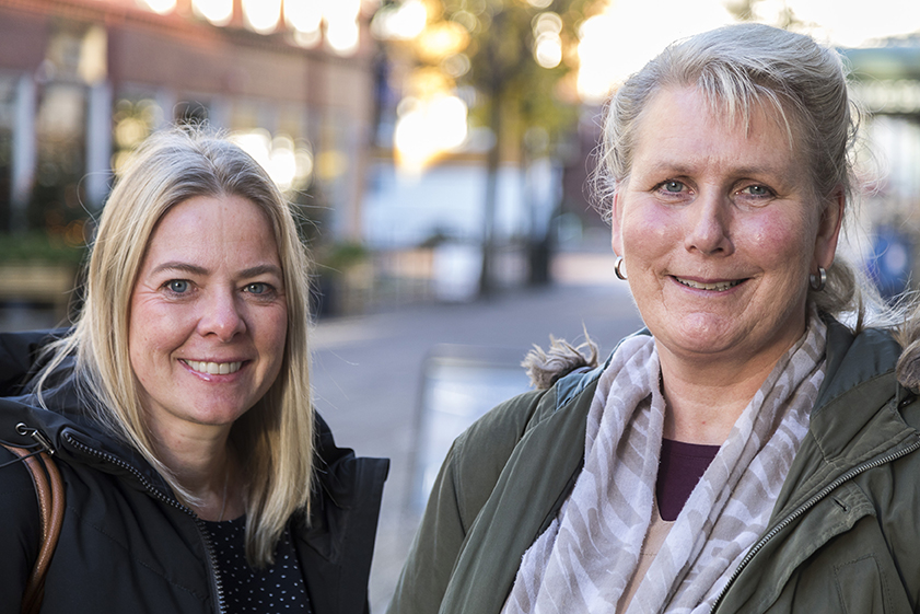 Olga Espegren, leder for USHT Agder vest, (tv.) og Turid Jacobsen, rådgiver © NAKU i Kristiansand 